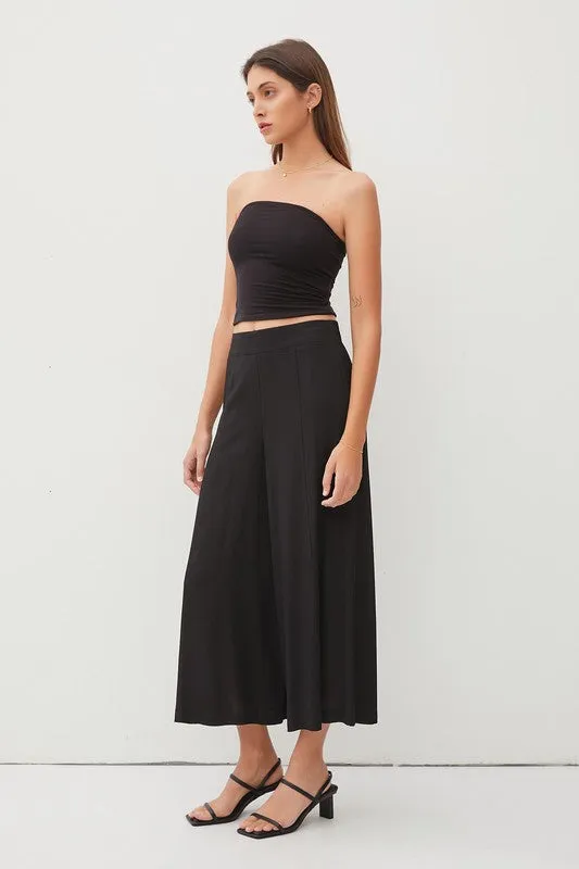 Black Flowy Pull On Wide Leg Capri Dress Pants