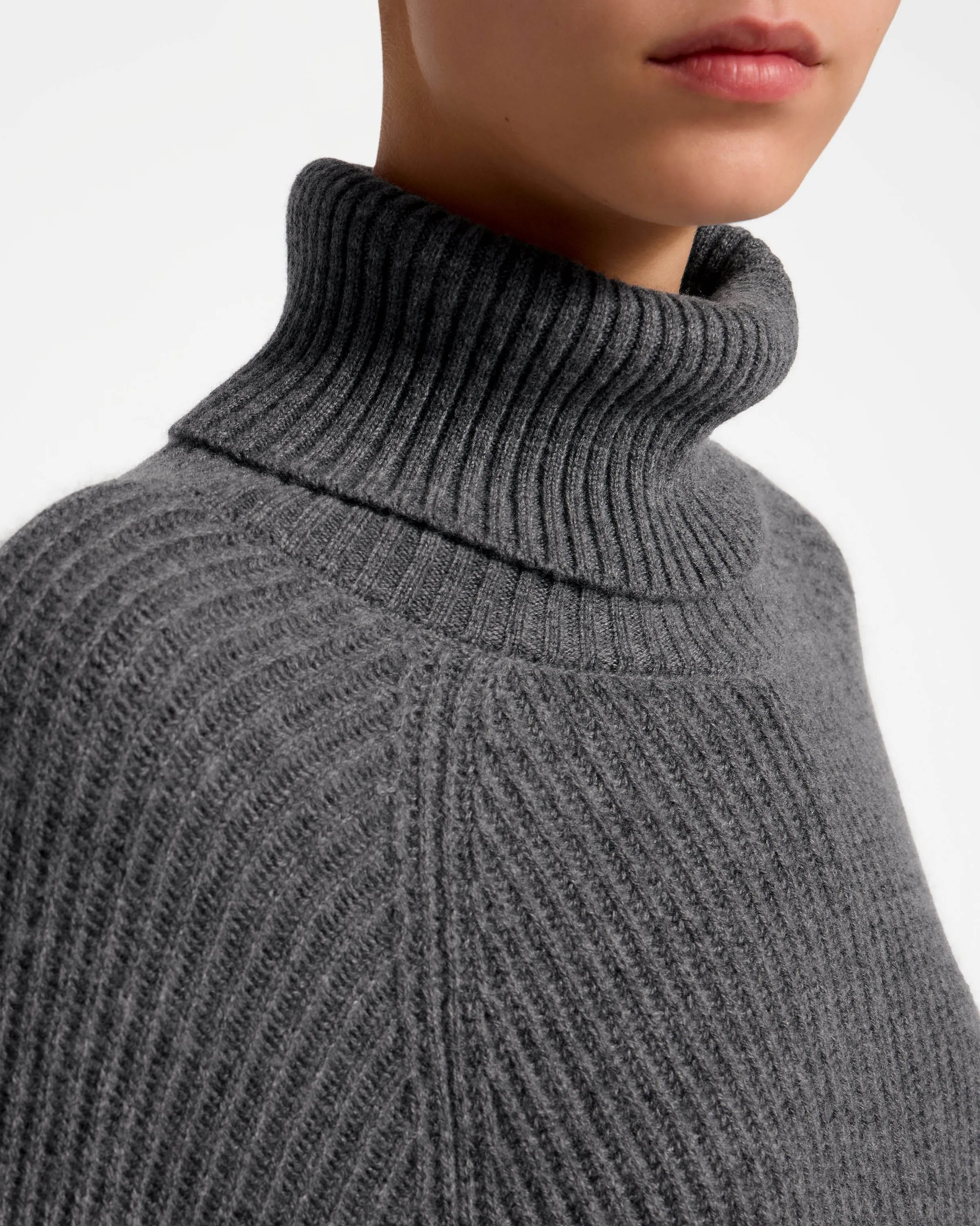 Cashmere Wool Ribbed Poncho - Grey