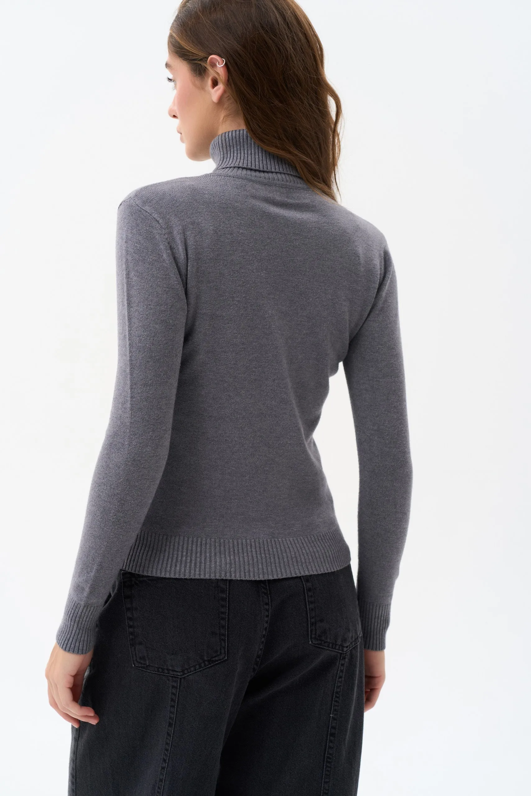 Grey Basic Knit Turtleneck Sweater