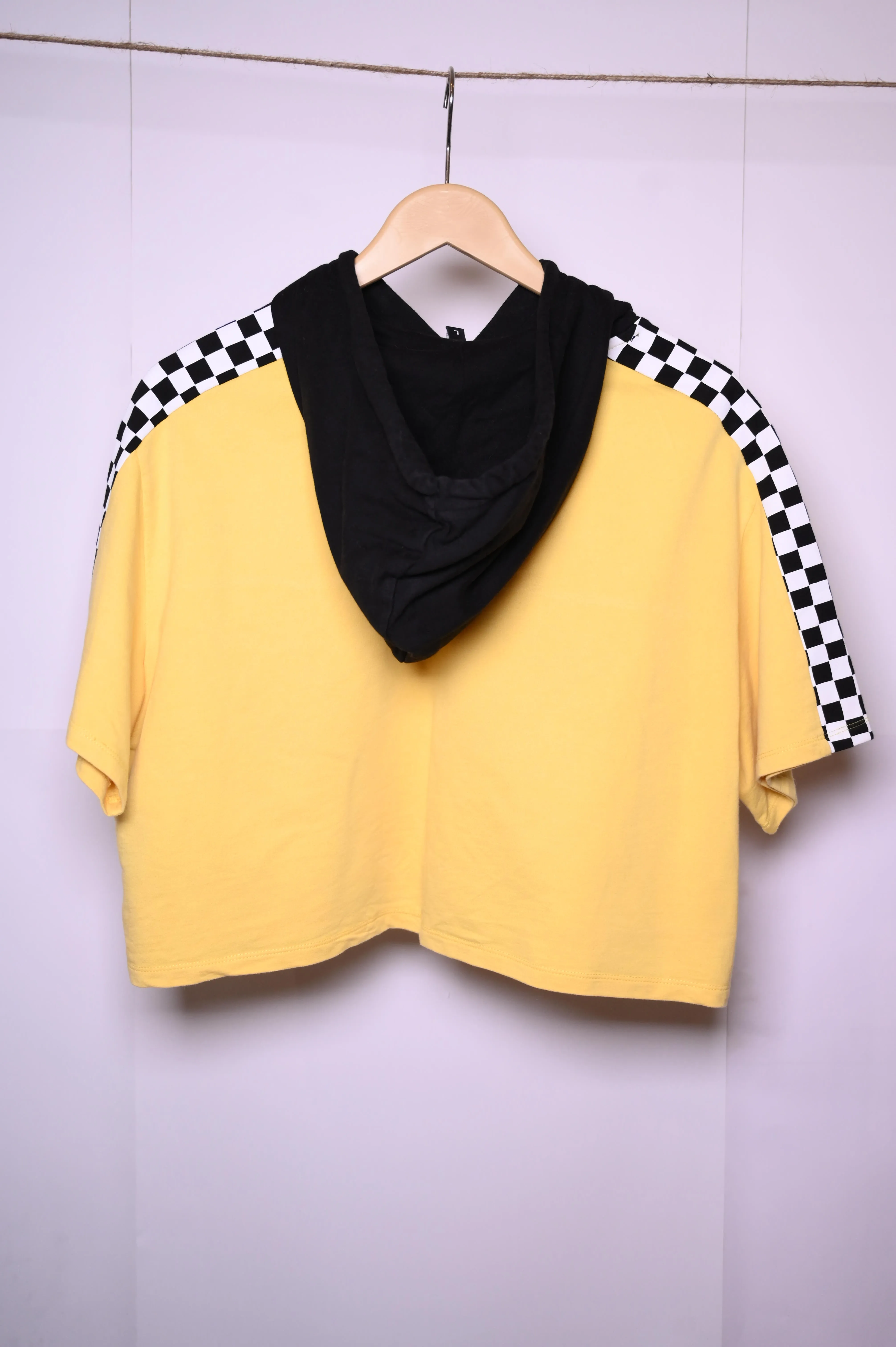 H&M Yellow Half-Sleeve Crop Hoodie - Large